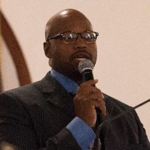 Meet your Posher, Malcolm